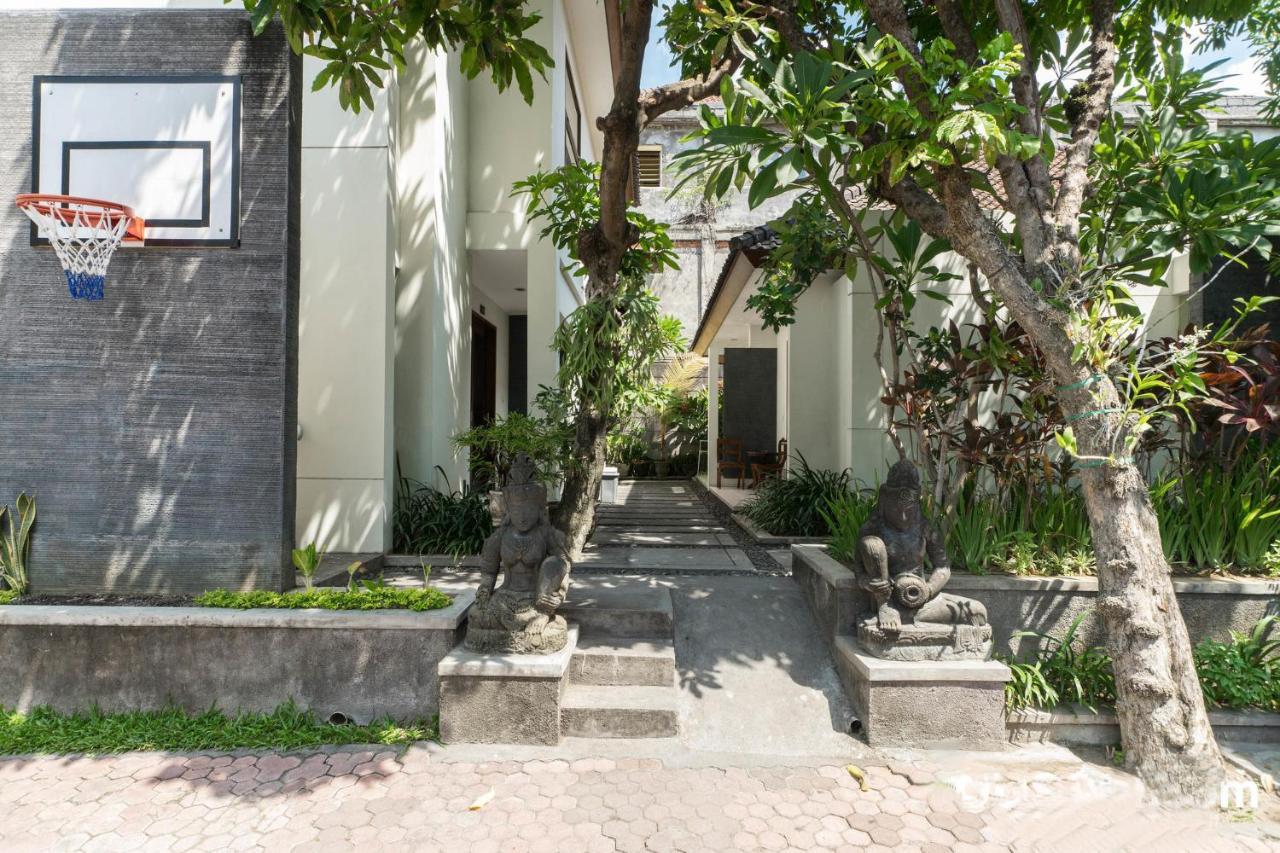 Legian Village Beach Resort Esterno foto