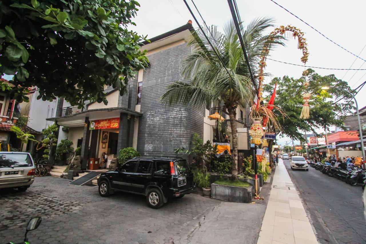 Legian Village Beach Resort Esterno foto